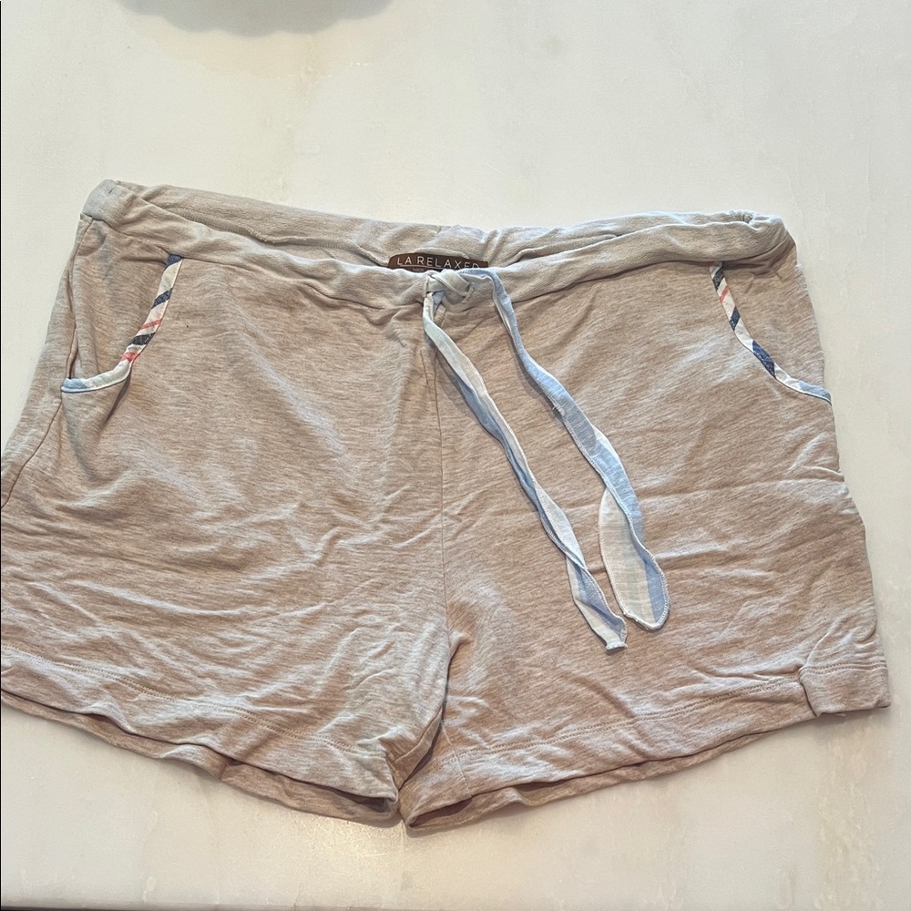Casual Beige Drawstring Shorts - soft! Size xl